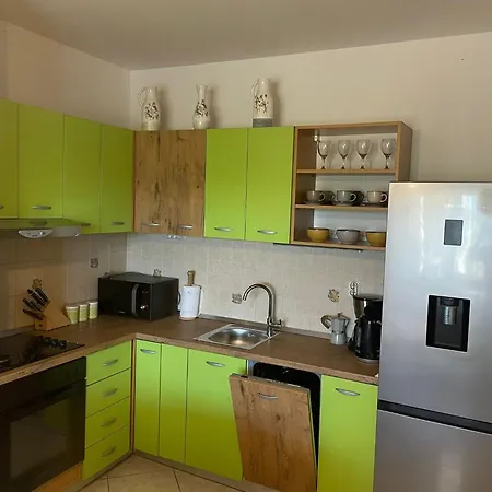 Apartment Dinko Stobrec